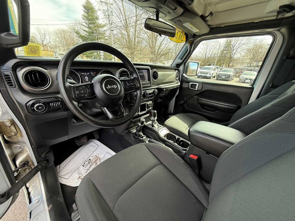 2022 Jeep Wrangler Sport