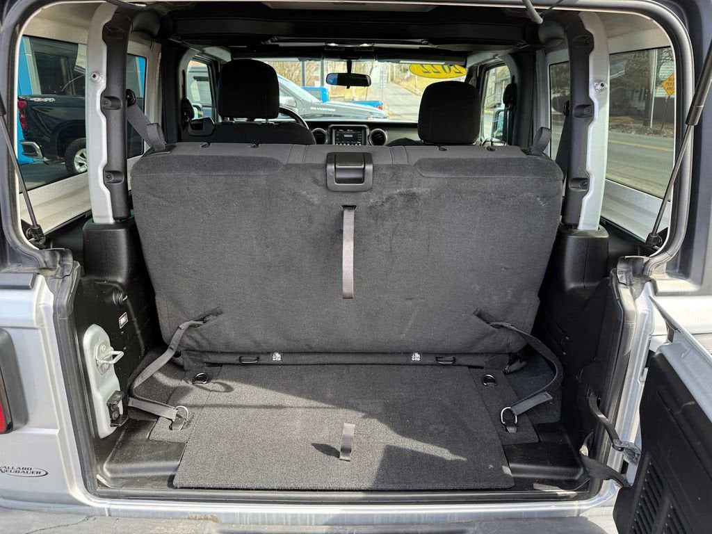 2022 Jeep Wrangler Sport