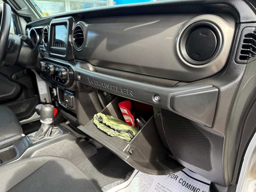 2022 Jeep Wrangler Sport