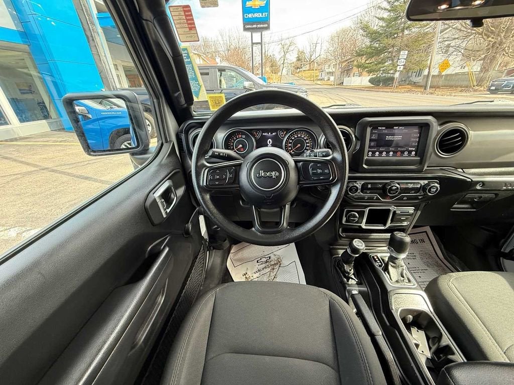 2022 Jeep Wrangler Sport