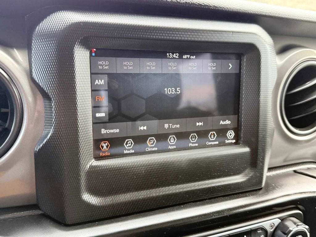 2022 Jeep Wrangler Sport