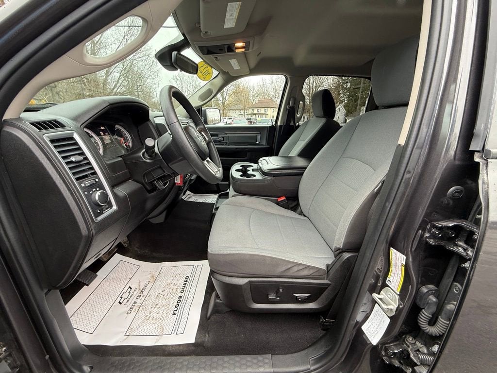 2023 RAM 1500 Classic SLT