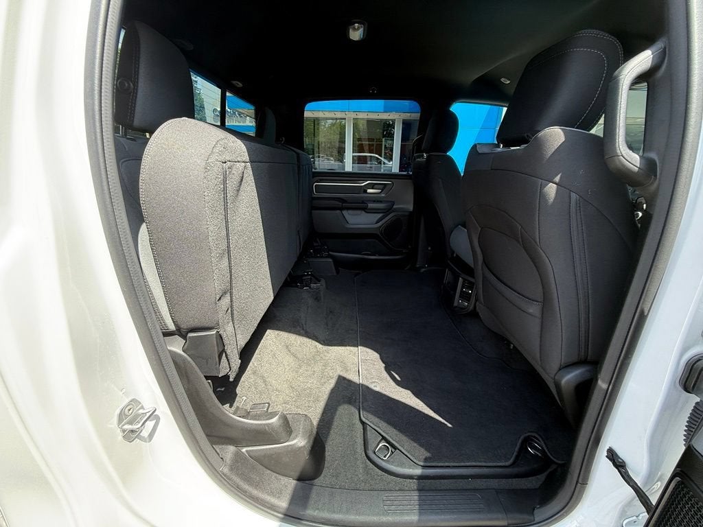 2023 RAM 1500 Big Horn Crew Cab 4x4 5'7" Box