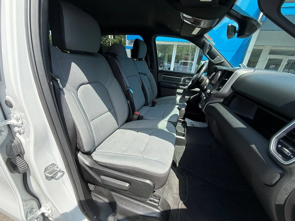 2023 RAM 1500 Big Horn Crew Cab 4x4 5'7" Box