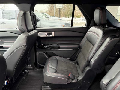 2024 Ford Explorer ST-Line