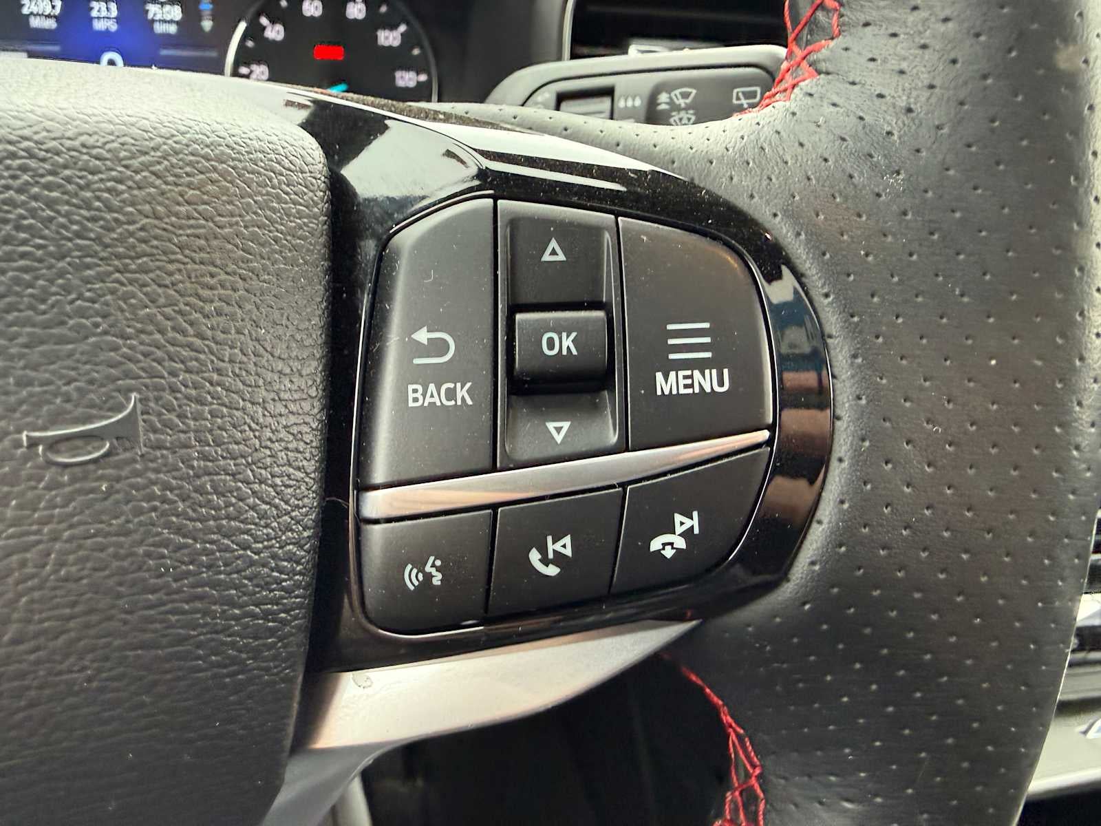 2024 Ford Explorer ST-Line