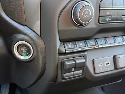 2024 Chevrolet Silverado 2500 HD Custom