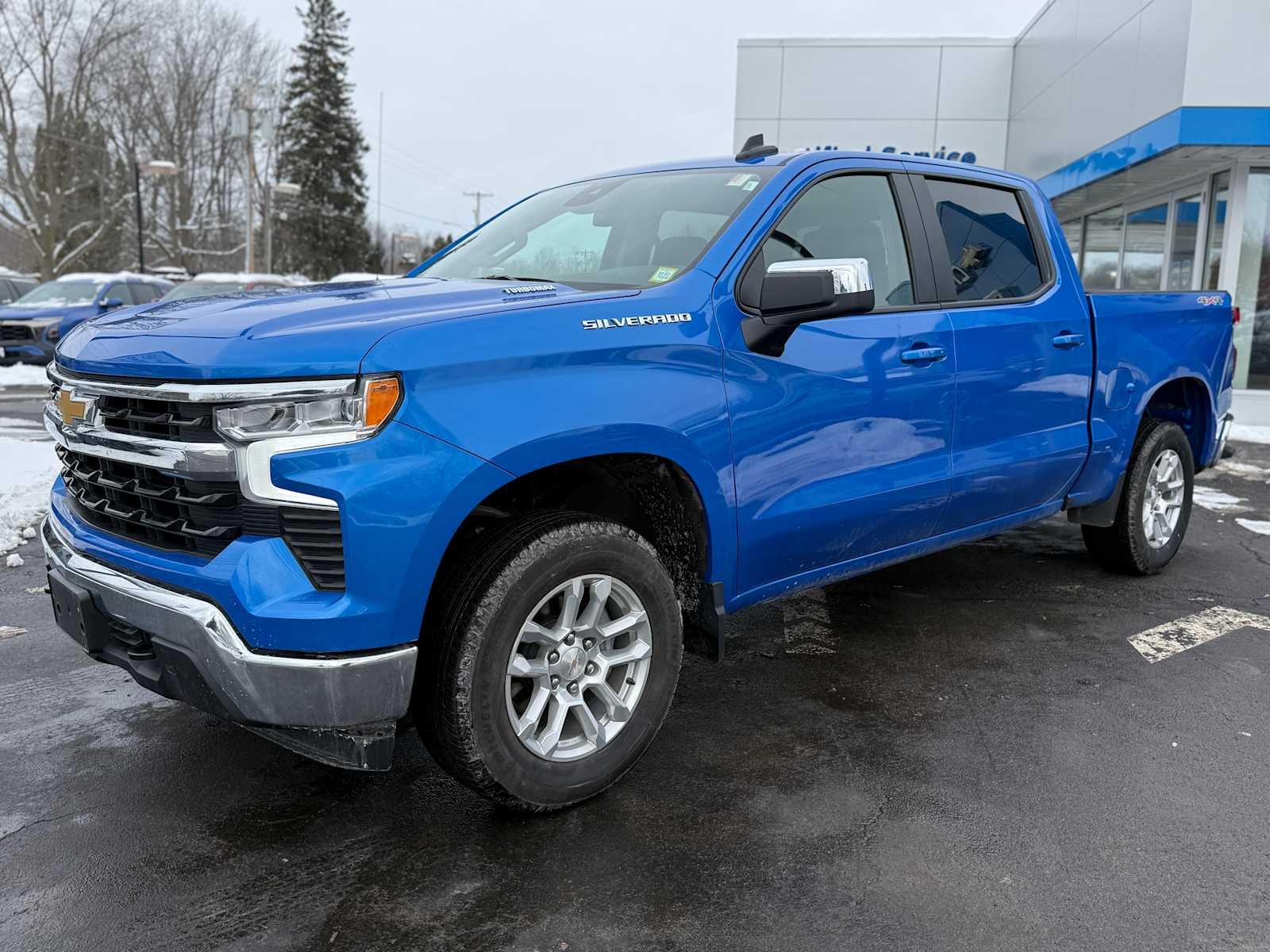 2025 Chevrolet Silverado 1500 LT (2FL)