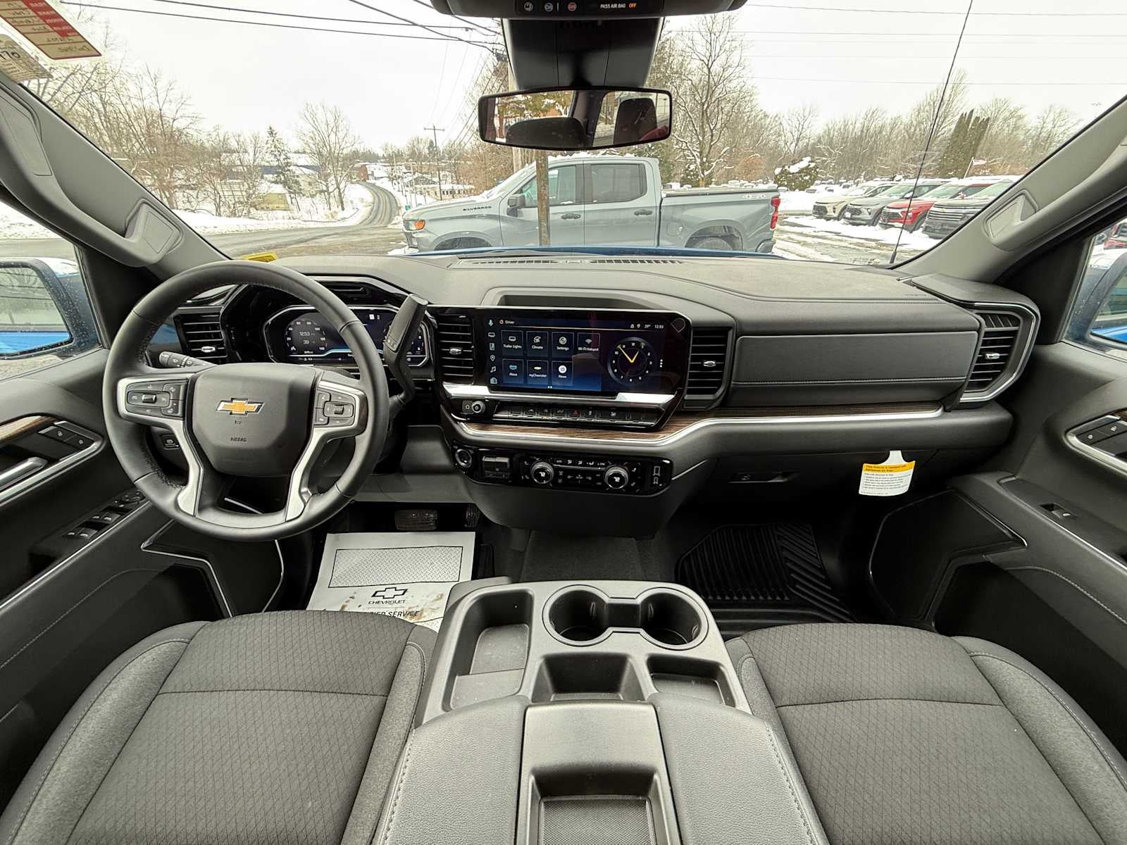 2025 Chevrolet Silverado 1500 LT (2FL)