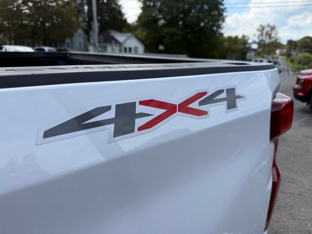 2025 Chevrolet Silverado 1500 LT (2FL)