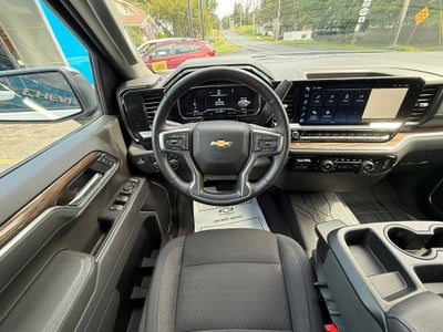 2025 Chevrolet Silverado 1500 LT (2FL)