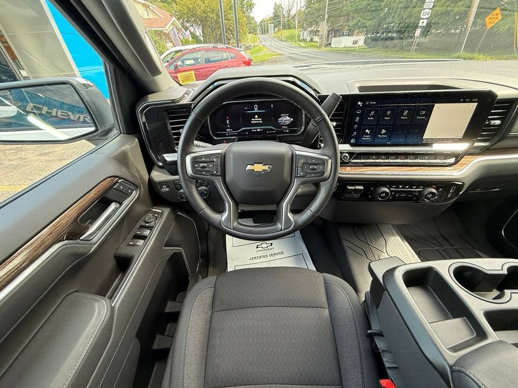 2025 Chevrolet Silverado 1500 LT (2FL)