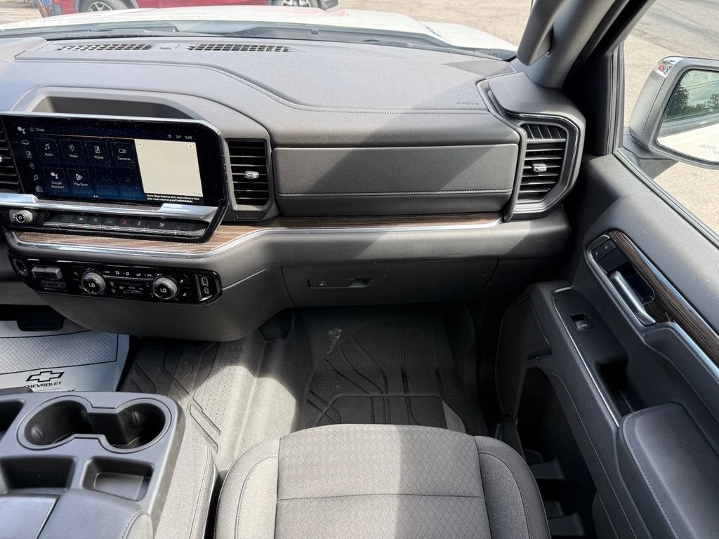 2025 Chevrolet Silverado 1500 LT (2FL)