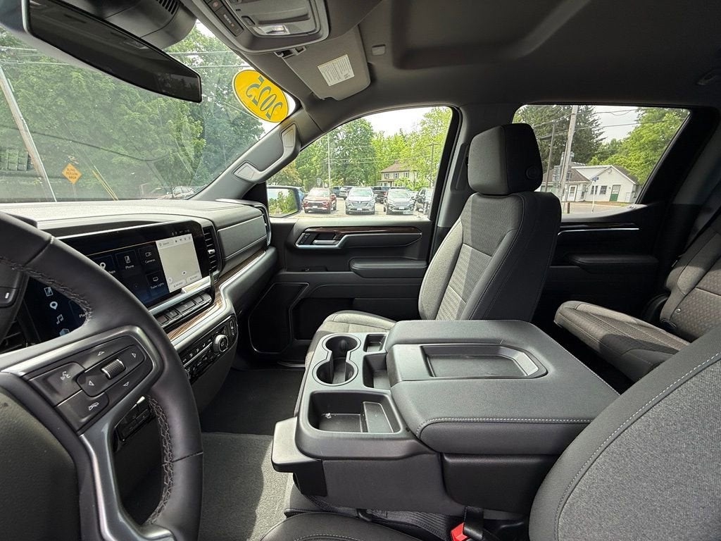 2025 Chevrolet Silverado 1500 LT (2FL)
