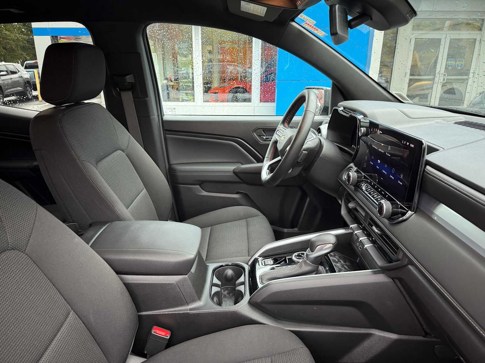 2025 Chevrolet Colorado WT/LT