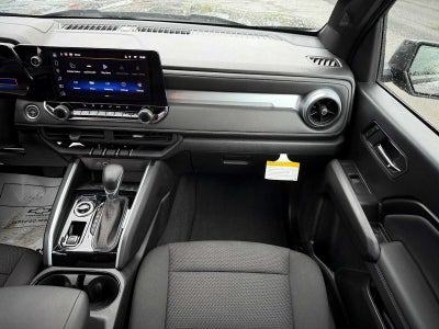 2025 Chevrolet Colorado WT/LT