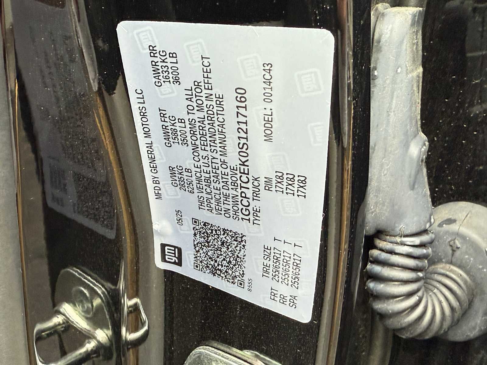 2025 Chevrolet Colorado WT/LT