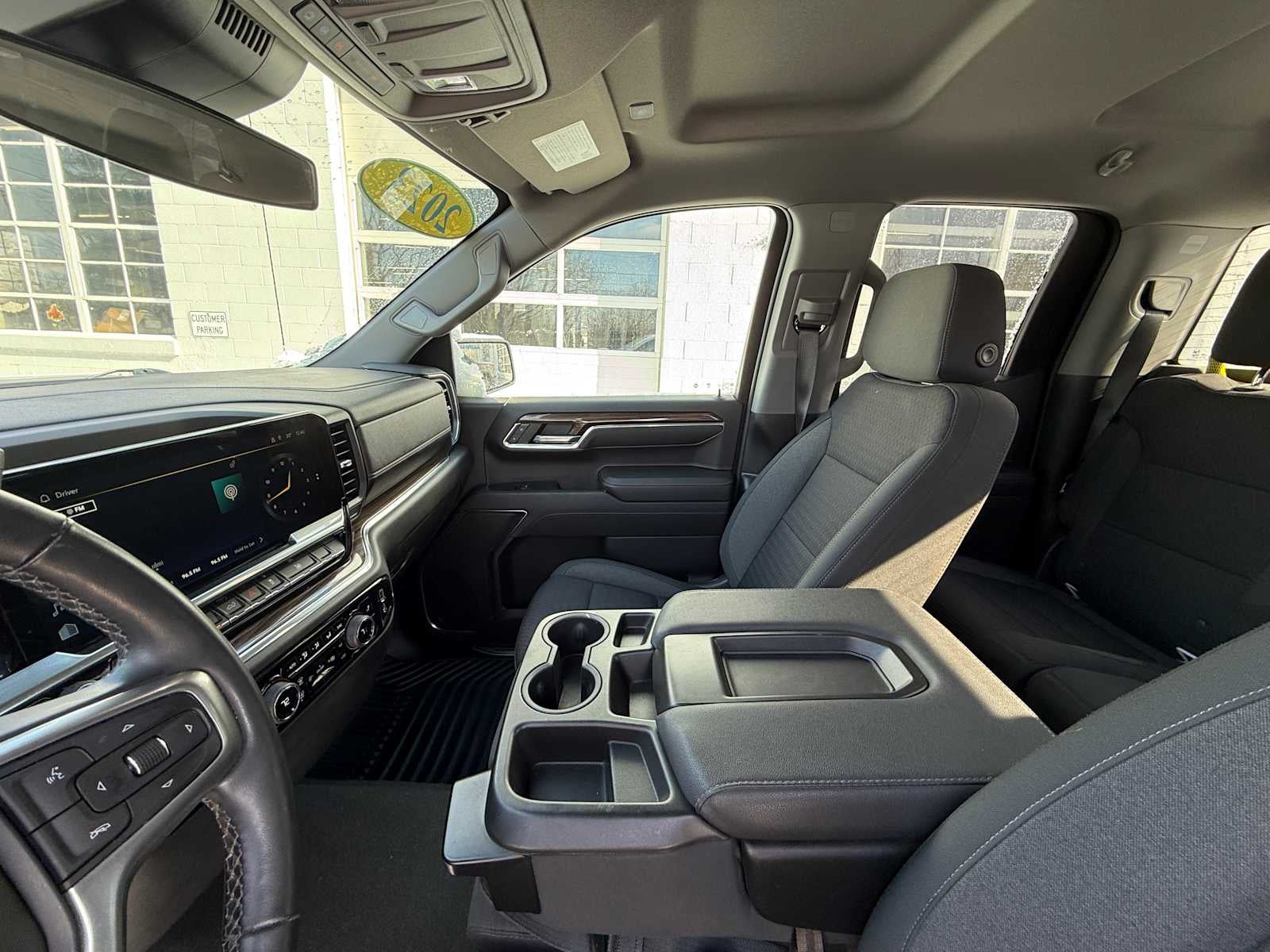 2023 Chevrolet Silverado 1500 LT (2FL)