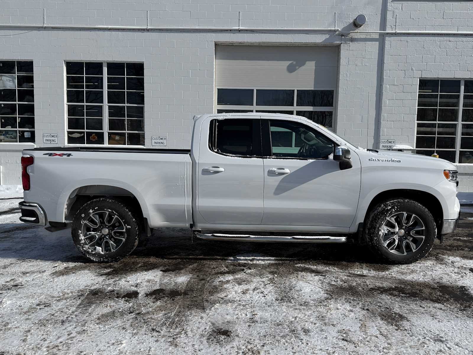 2023 Chevrolet Silverado 1500 LT (2FL)