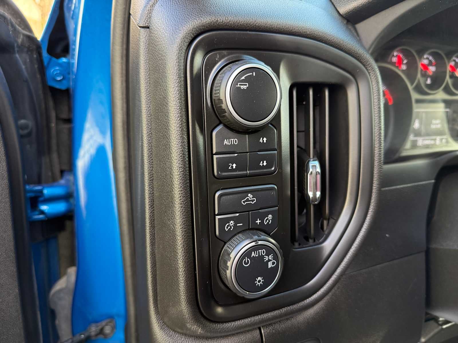 2023 Chevrolet Silverado 1500 WT