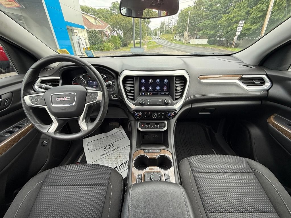 2023 GMC Acadia SLE