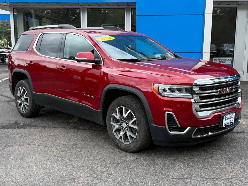 2023 GMC Acadia SLE