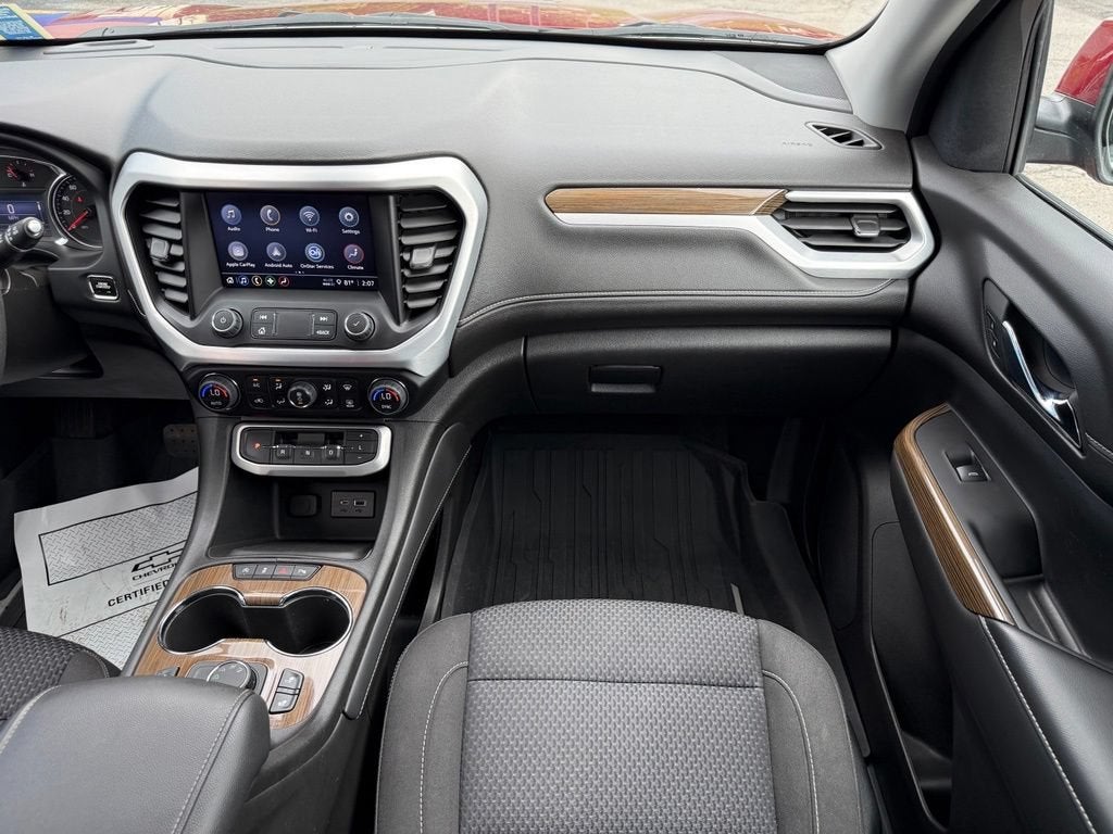 2023 GMC Acadia SLE