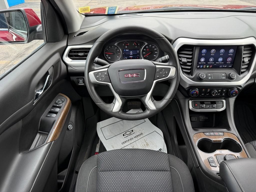 2023 GMC Acadia SLE