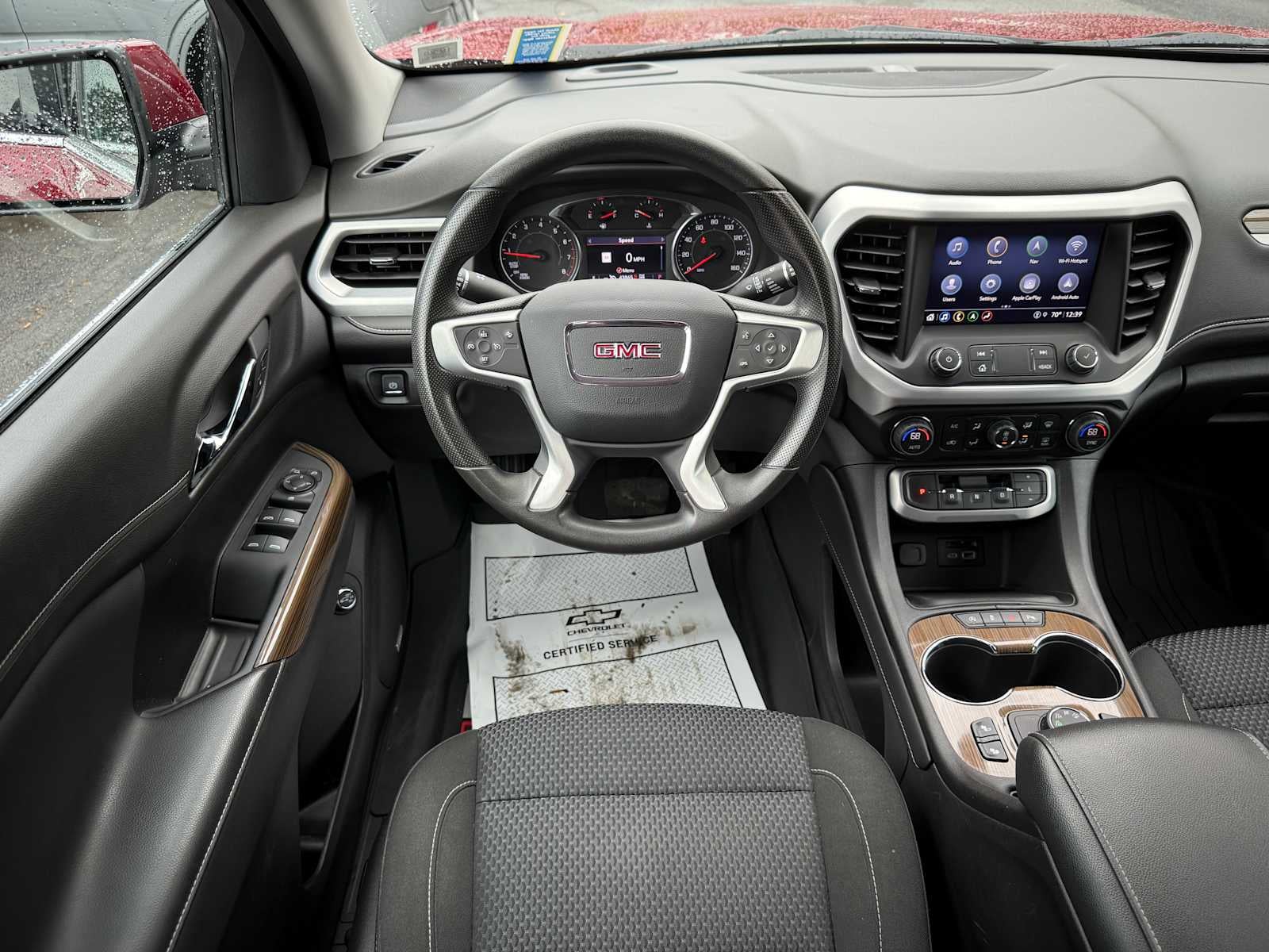 2023 GMC Acadia SLE