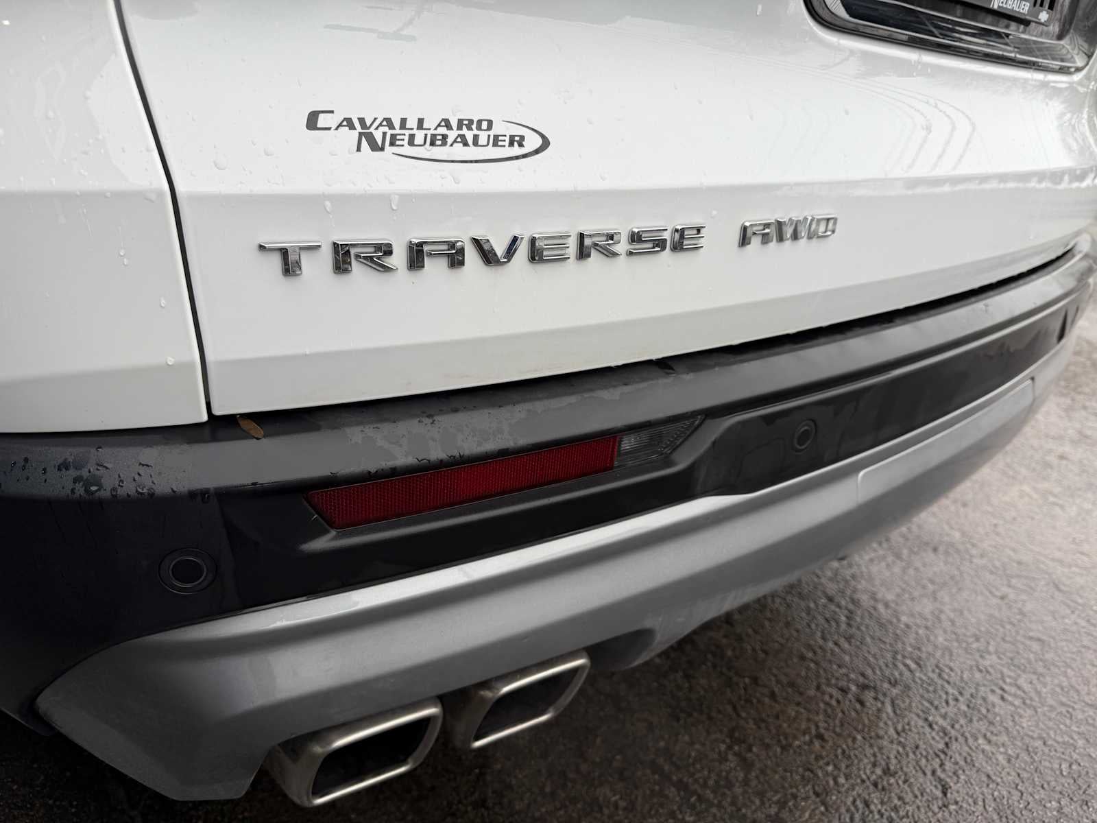 2024 Chevrolet Traverse LT