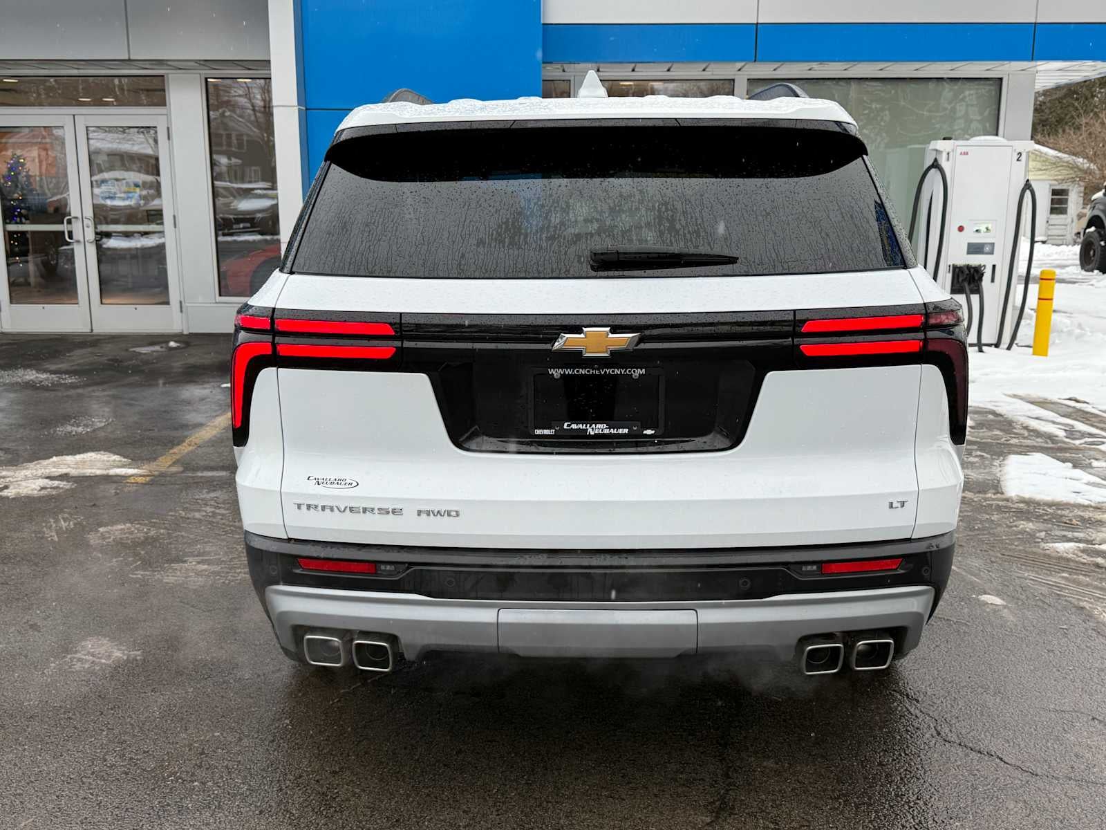 2024 Chevrolet Traverse LT