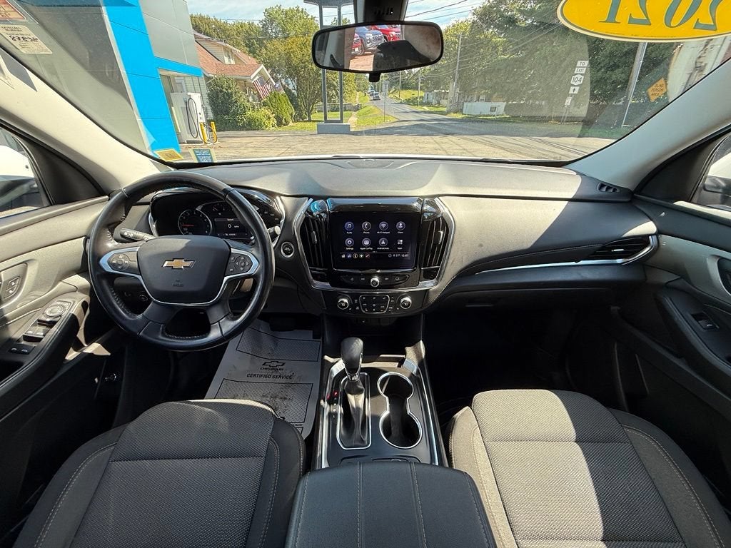 2021 Chevrolet Traverse LT Cloth