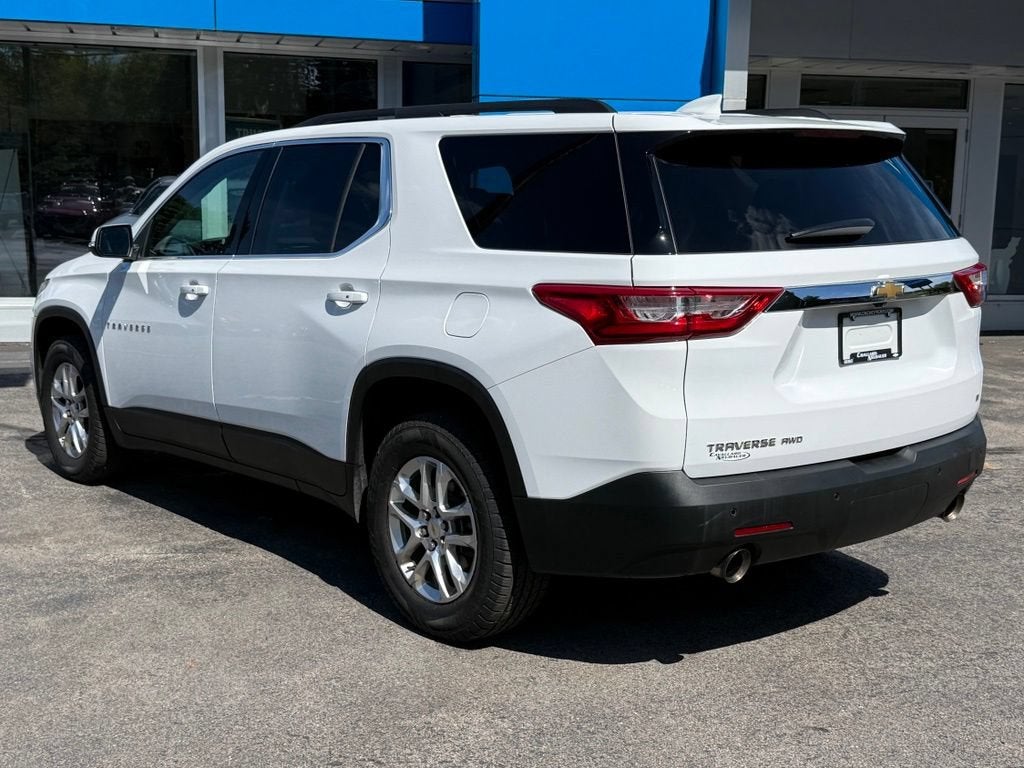 2021 Chevrolet Traverse LT Cloth