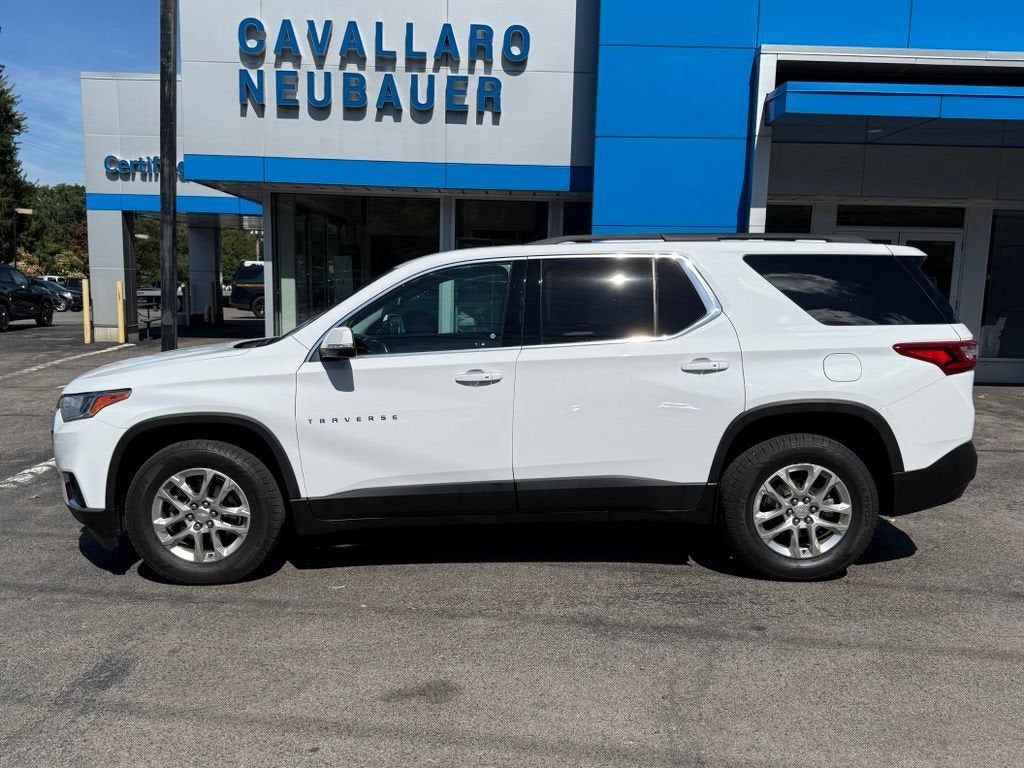 2021 Chevrolet Traverse LT Cloth