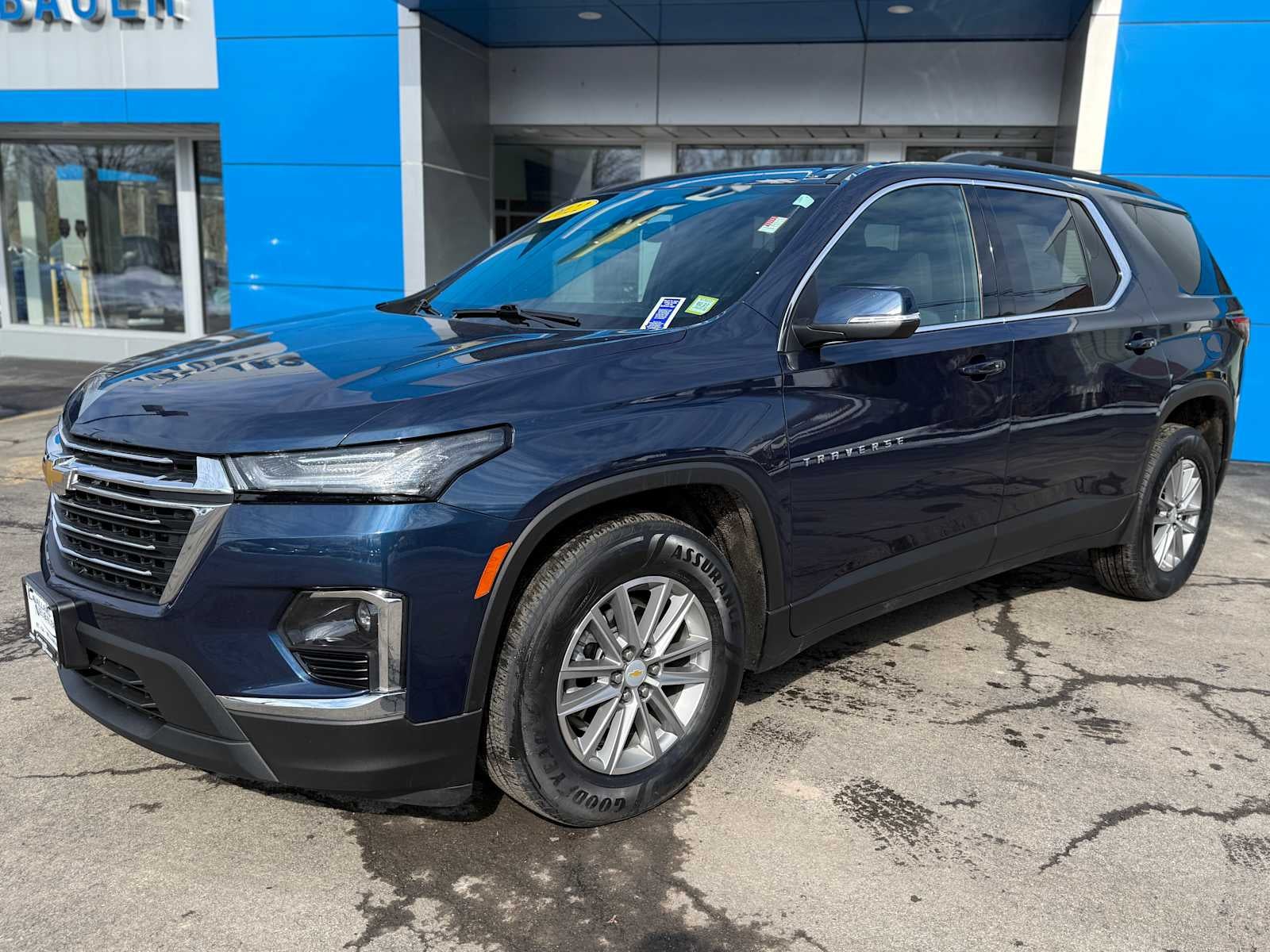 2022 Chevrolet Traverse LT Cloth