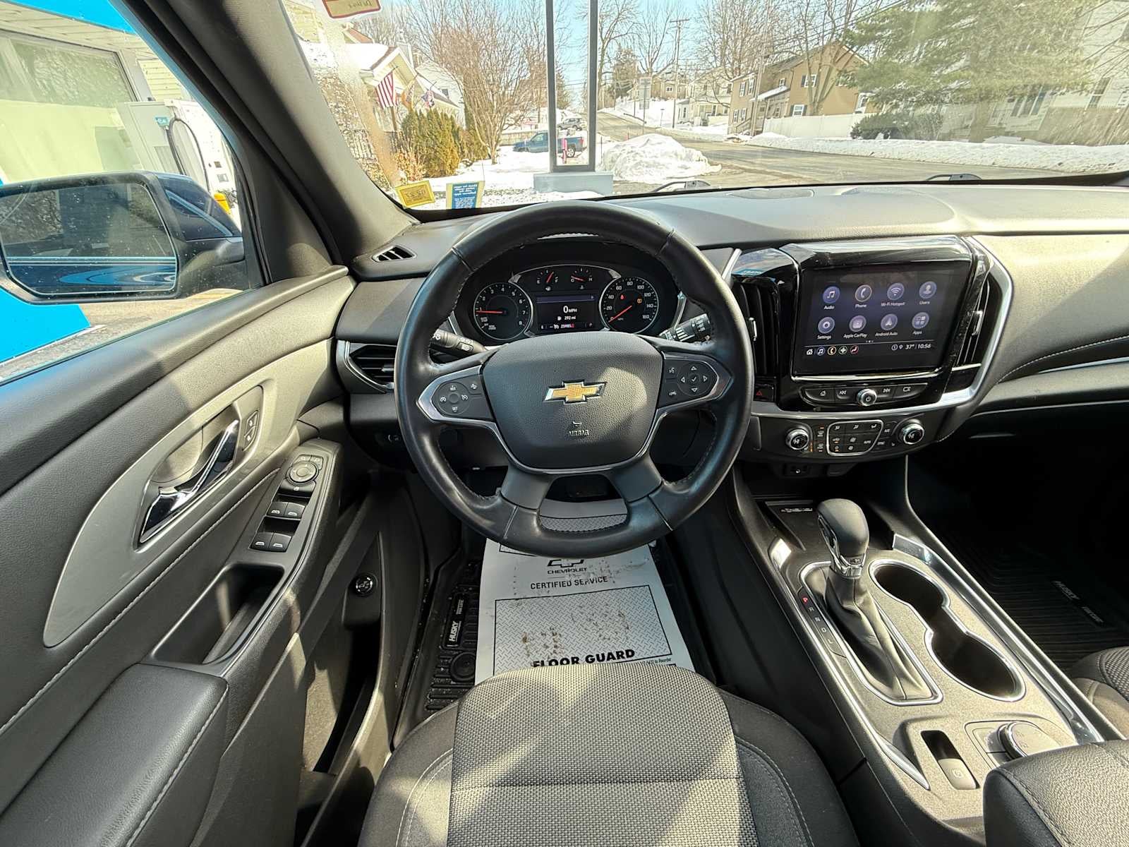 2022 Chevrolet Traverse LT Cloth