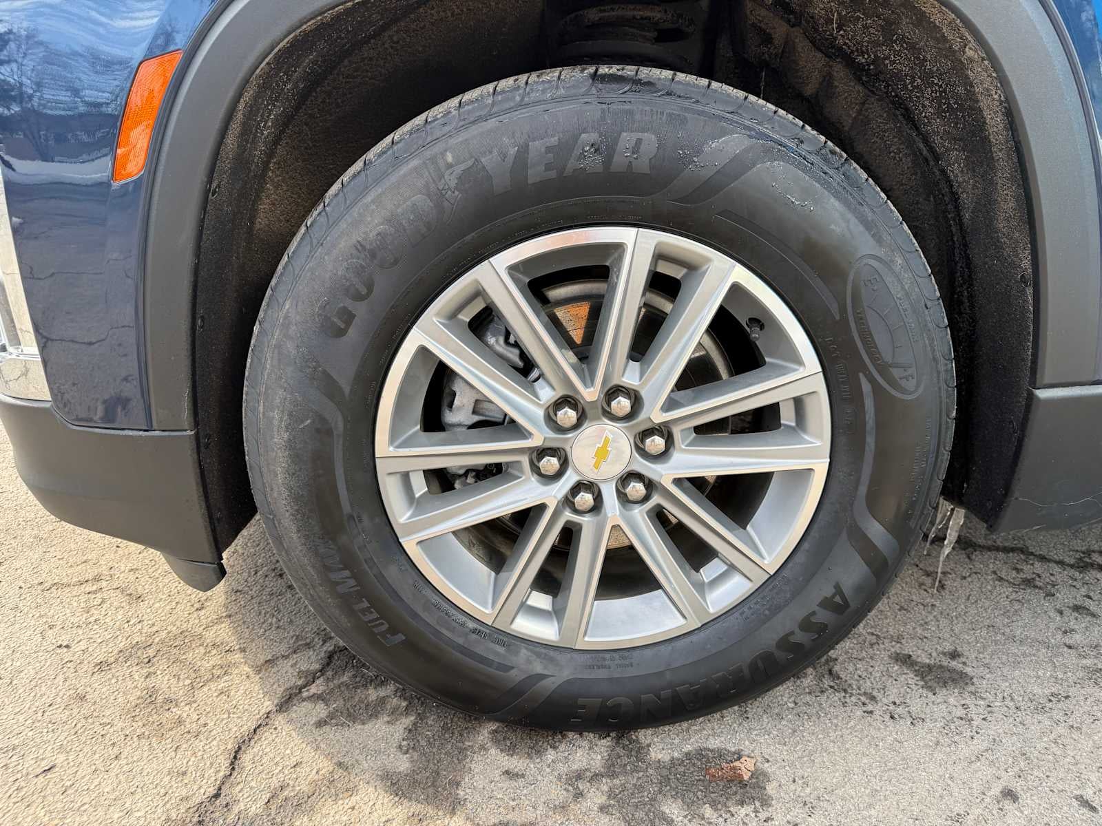 2022 Chevrolet Traverse LT Cloth