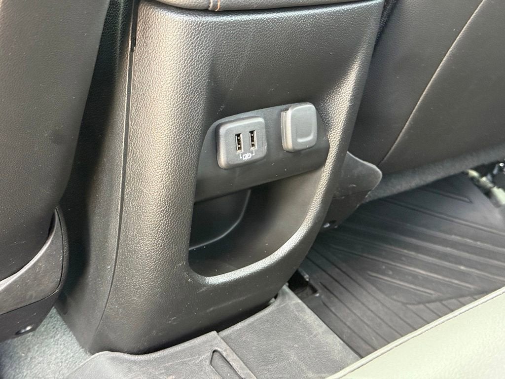 2022 GMC Canyon AT4 - Leather