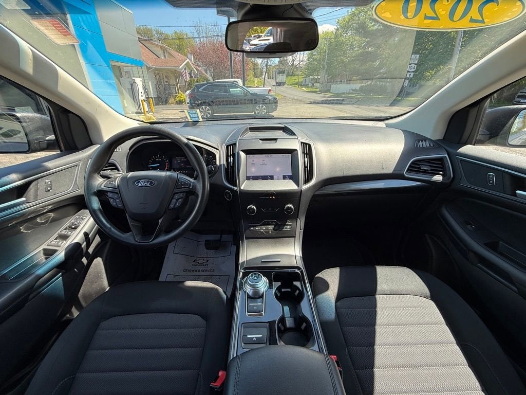 2020 Ford Edge SE