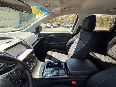 2020 Ford Edge SE