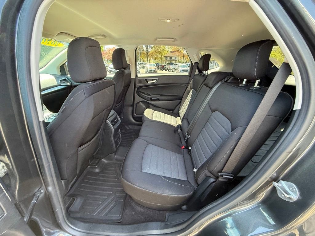 2020 Ford Edge SE