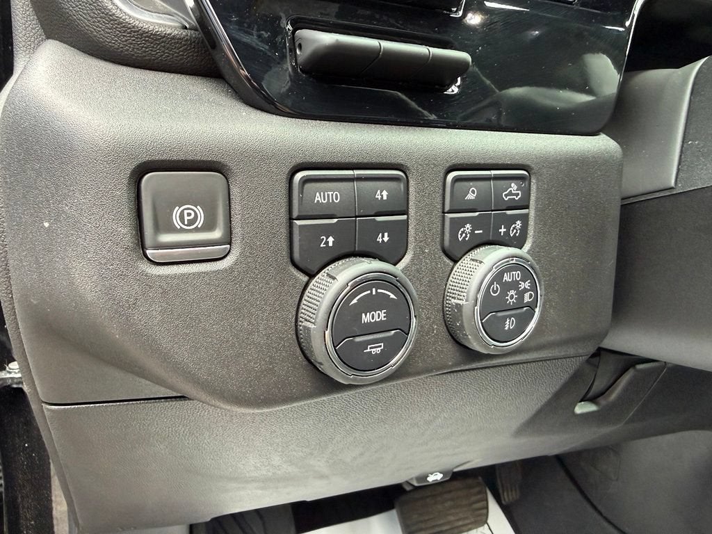 2025 Chevrolet Silverado 3500 HD LTZ