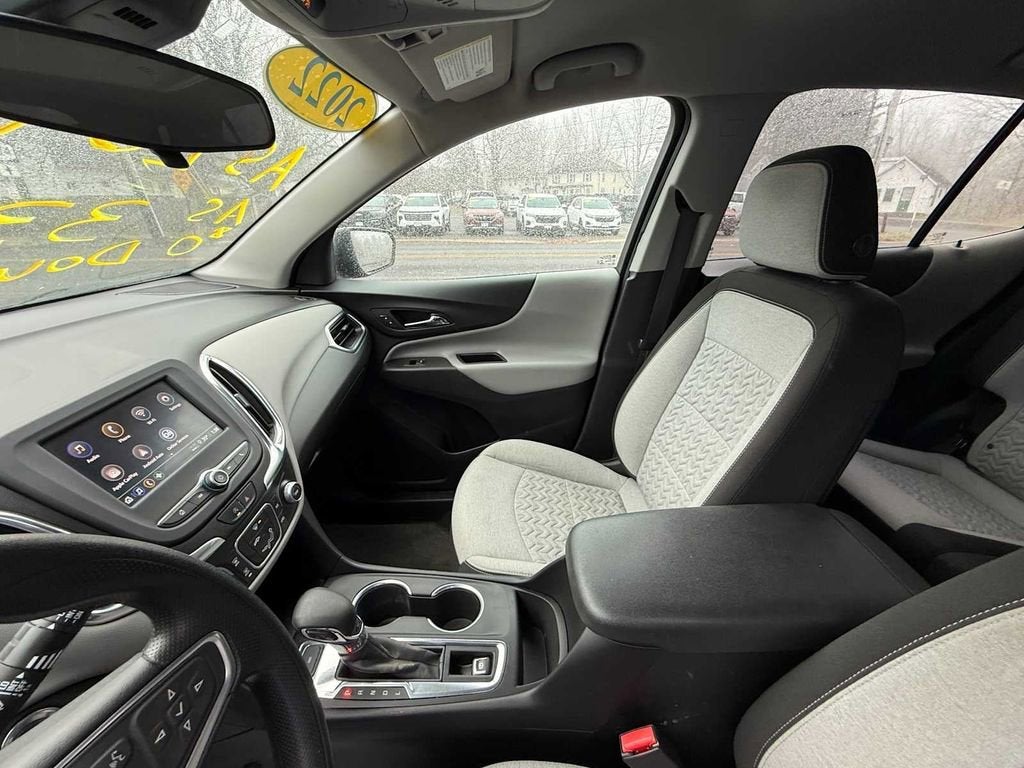 2022 Chevrolet Equinox LS