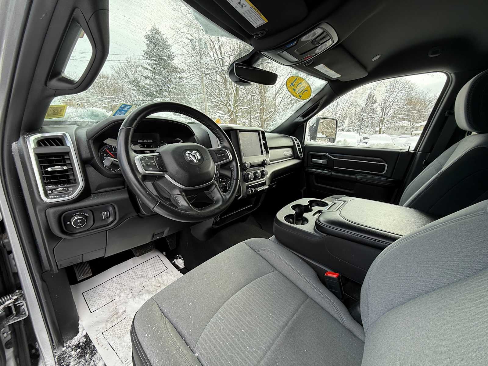 2024 RAM 2500 Big Horn Crew Cab 4x4 6'4" Box