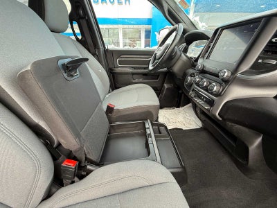 2024 RAM 2500 Big Horn Crew Cab 4x4 6'4" Box