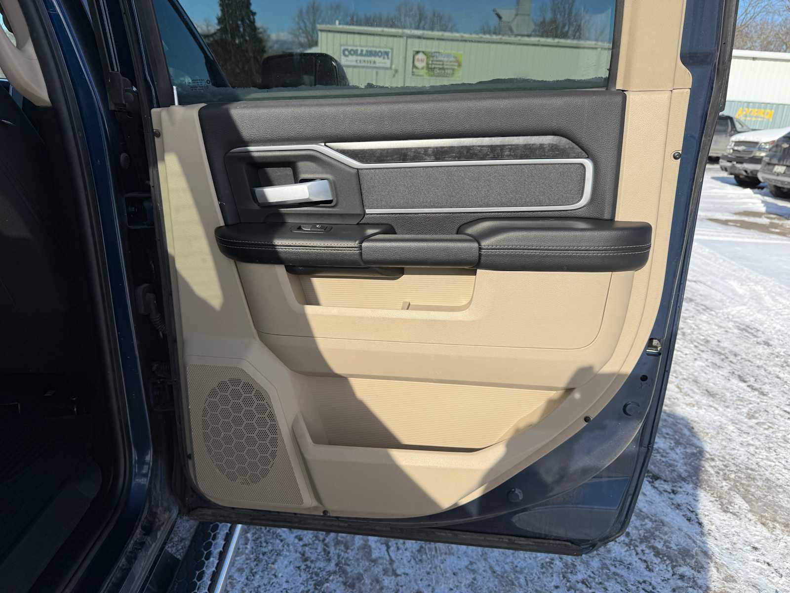 2021 RAM 2500 Big Horn Crew Cab 4x4 6'4" Box