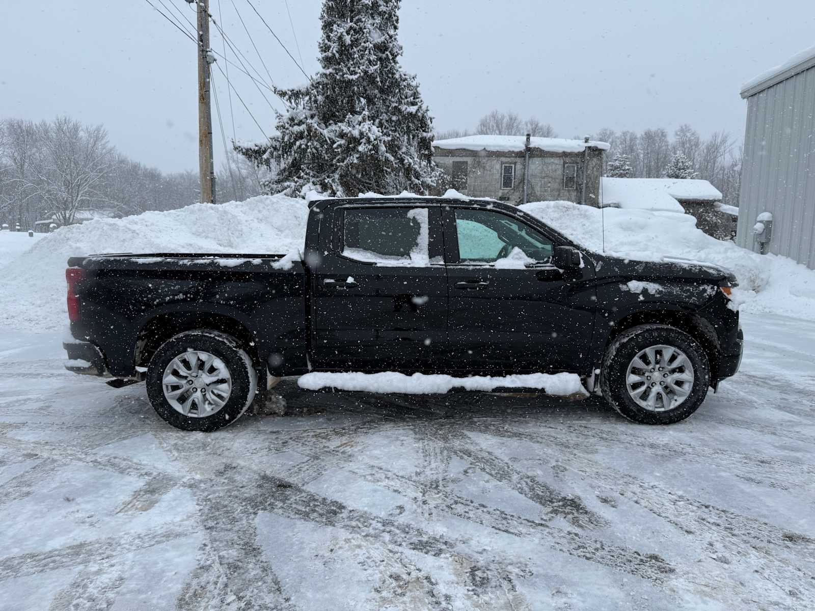 2024 Chevrolet Silverado 1500 Custom