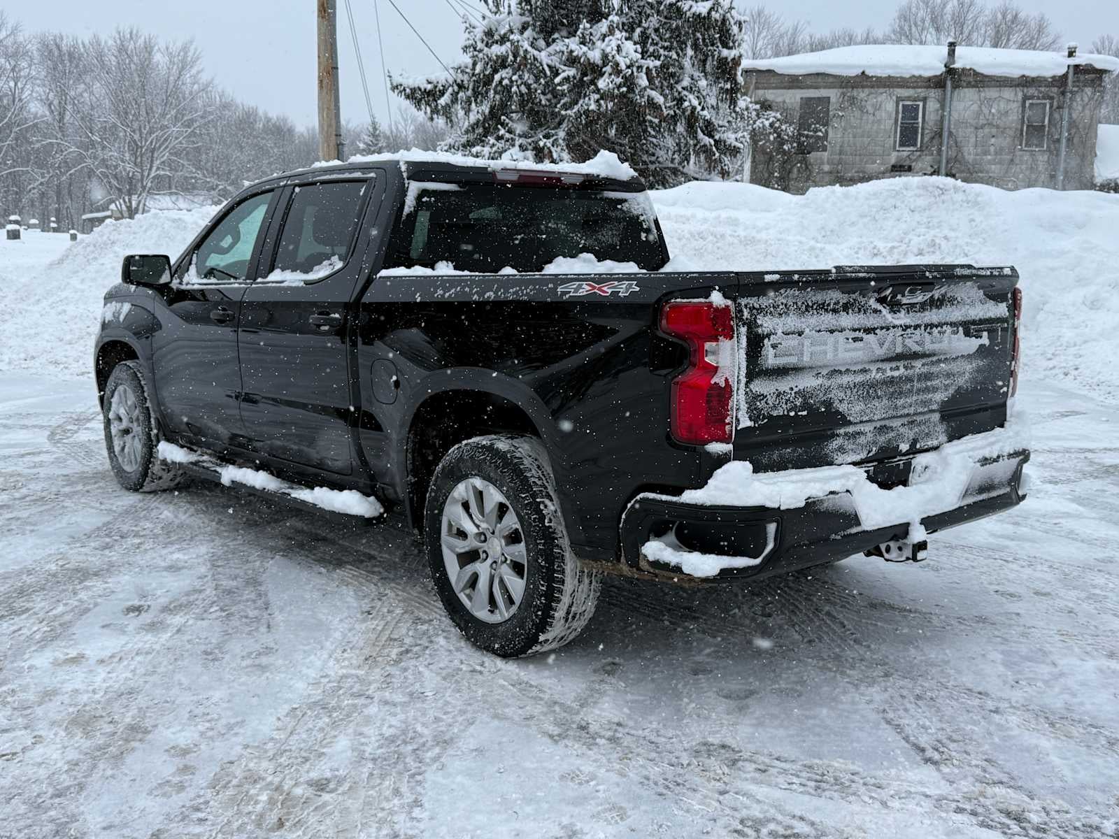 2024 Chevrolet Silverado 1500 Custom