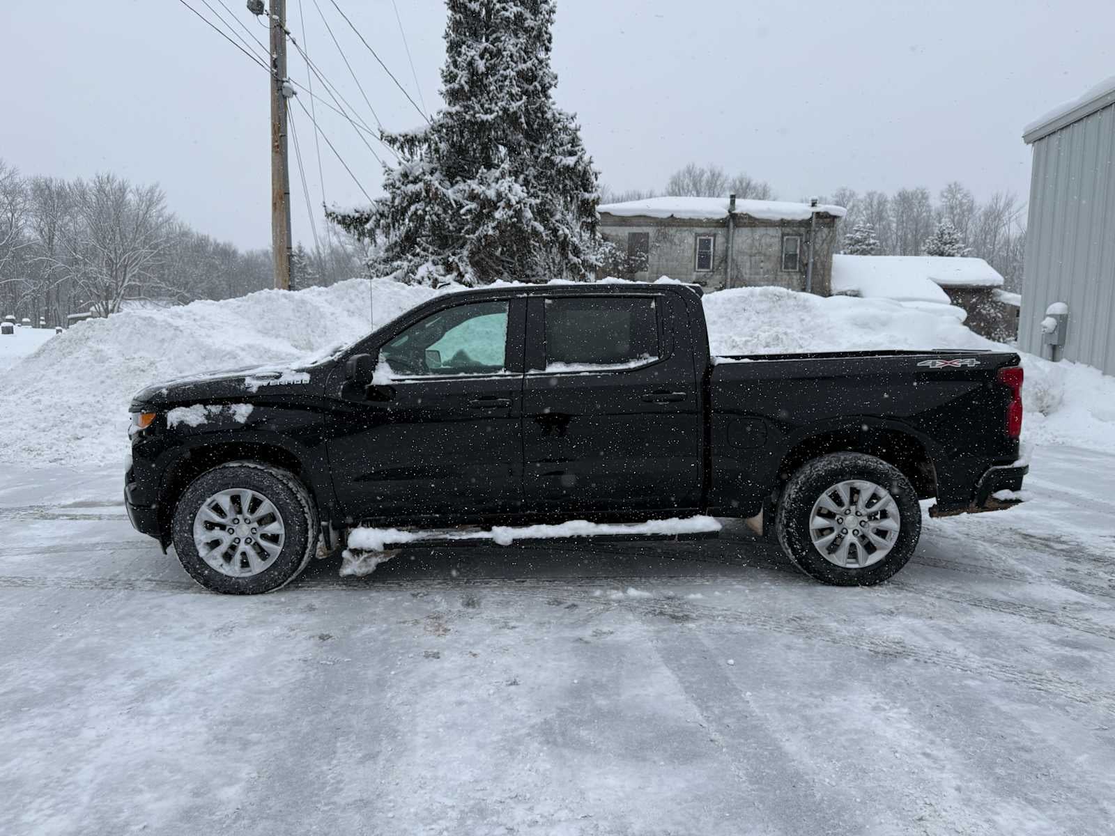 2024 Chevrolet Silverado 1500 Custom