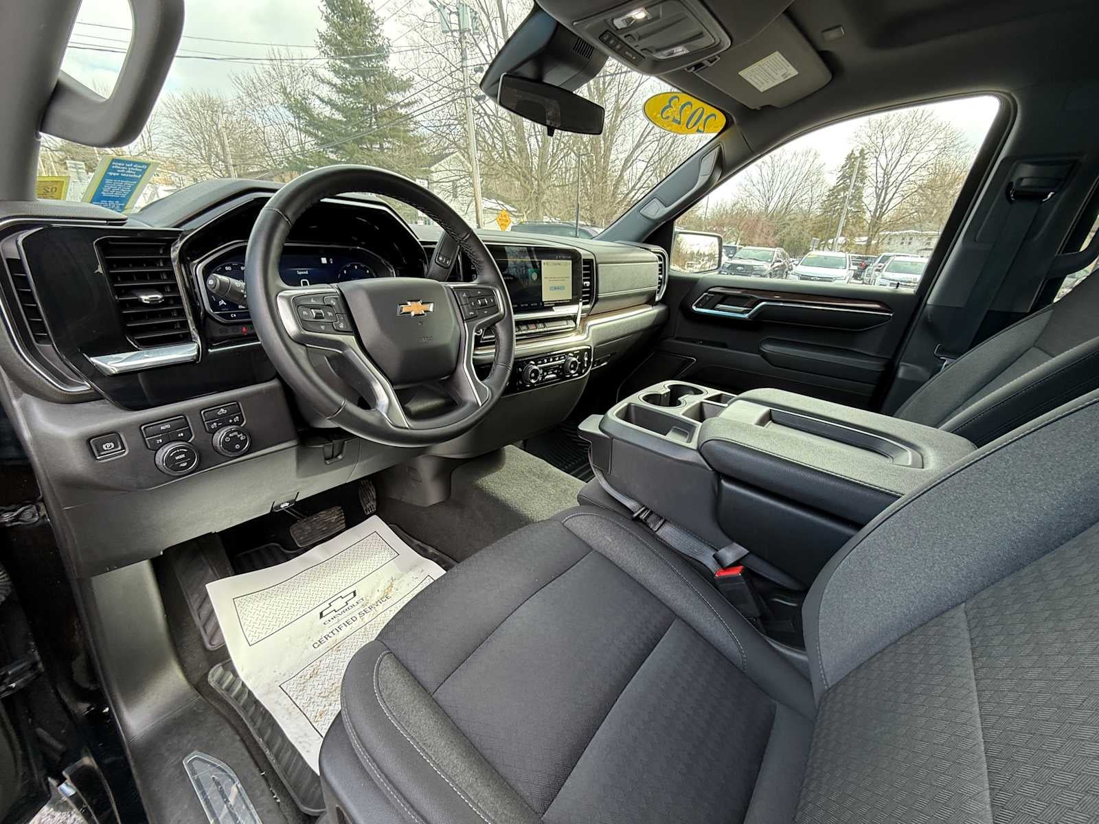 2023 Chevrolet Silverado 1500 LT (2FL)